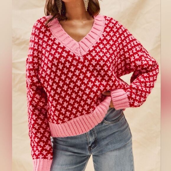 Stylish Red and Pink Houndstooth Like Women's Sweater sz Medium - Picture 6 of 14